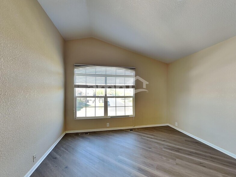 Building Photo - 15396 E 99th Pl