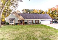 Building Photo - 7076 Wickshire Cove E