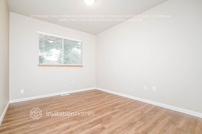 Building Photo - 2945 58th Ave NE