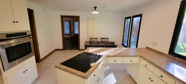 Building Photo - Remodeled secluded wooded oasis off of Qualla Road with handicap access