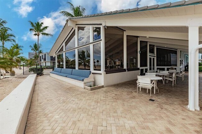 Building Photo - 1665 S Ocean Ln