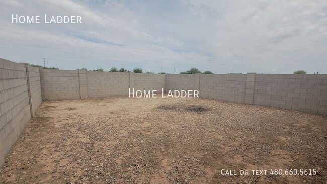 Building Photo - 10236 W Leander Dr