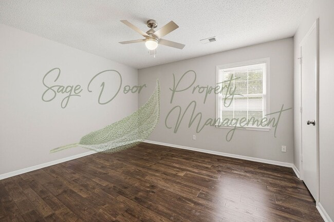 Building Photo - BEAUTIFUL HOME AVAILABLE NOW!!