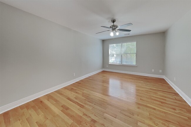 Building Photo - 29402 Legends Hill Dr