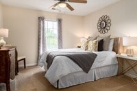 Building Photo - Available Now 2 Bedroom 2 Bath $1,299/mo -...