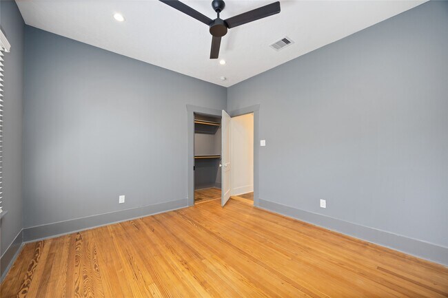 Building Photo - 2215 Gregg St