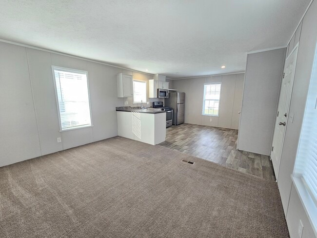 Building Photo - 107 Beech