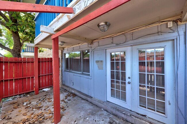 Building Photo - 8903 Parkfield Dr