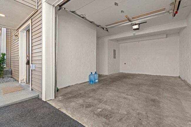 Building Photo - 7 Gorham St