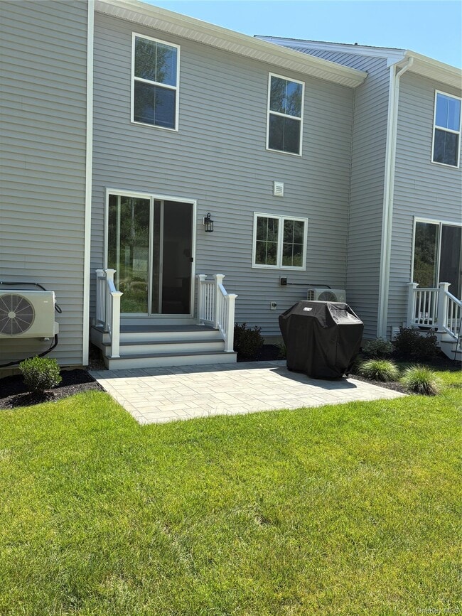 Building Photo - 4071 Fairways Dr