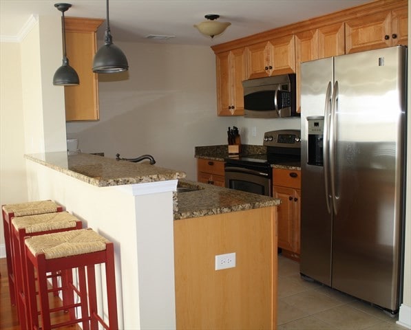 Fully equipped kitchen - 26 Atlantic Ave