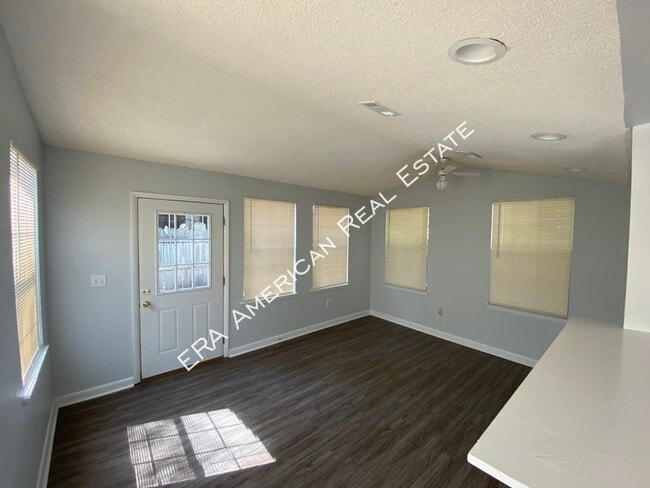 Building Photo - 169 Wright Cir