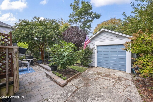 Building Photo - 50 Waverly Pl