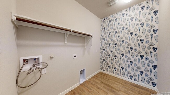 Building Photo - 5911 Akin Glen