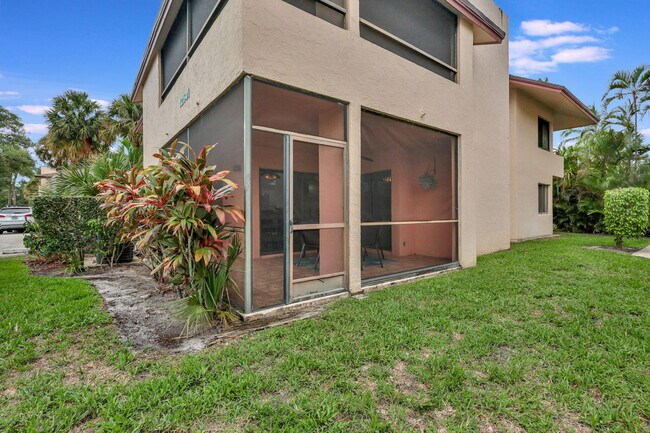 Building Photo - 12641 Westhampton Cir