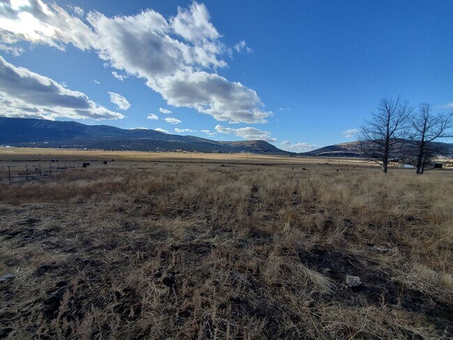 Building Photo - 3 Bedroom 2 Bath House with 7 Acres Horse Property