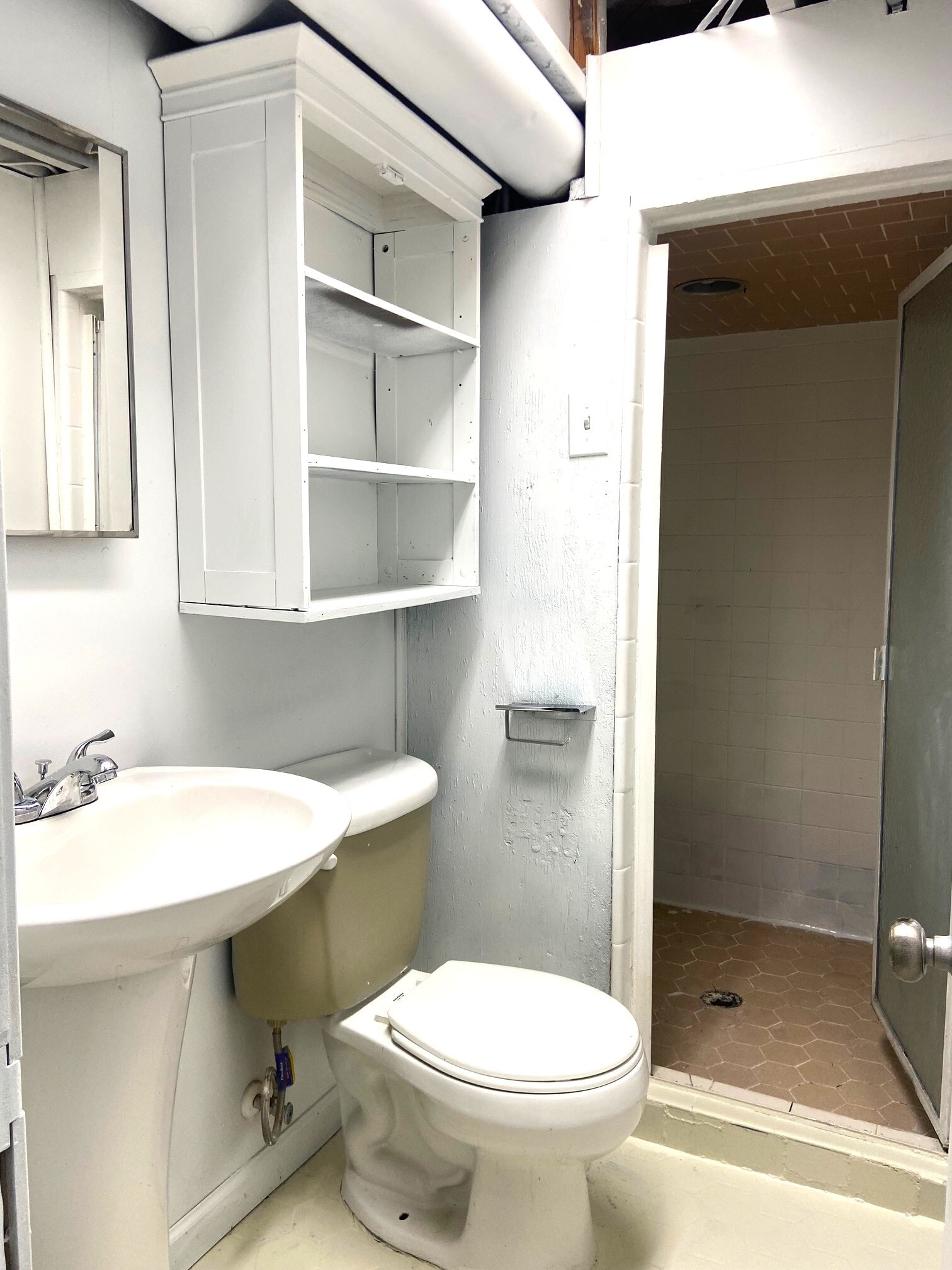 Building Photo - 1826 Eastridge Dr