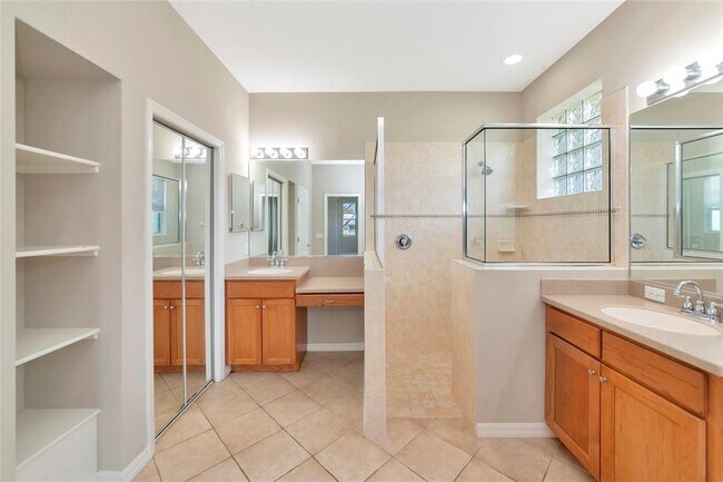 Building Photo - 12079 Aster Ave