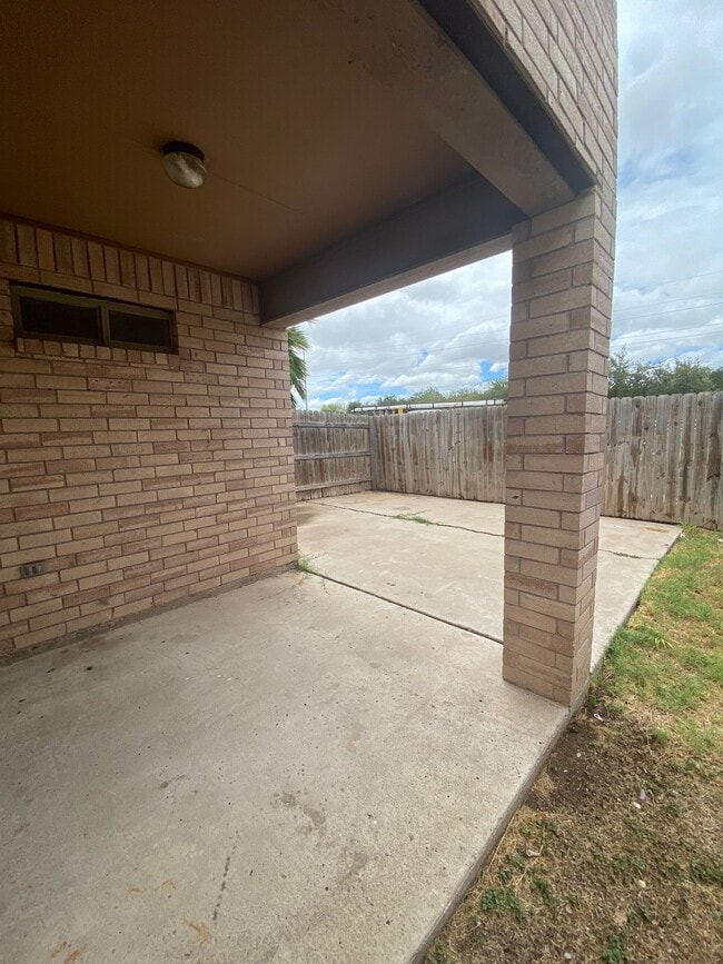1209 W Kiwi Ave 1209 W Kiwi Ave Pharr TX 78577 Apartment Finder