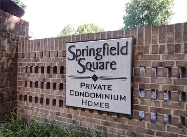 Building Photo - 1st Floor unit in Fourth Ward