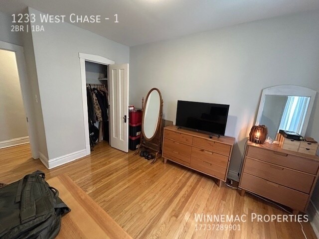 Building Photo - 1233 West Chase