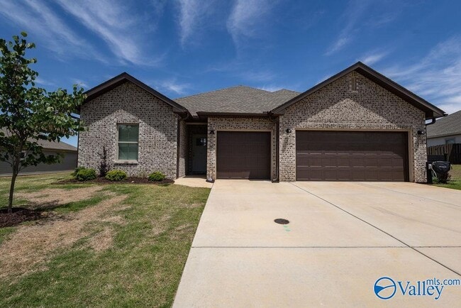 Building Photo - 143 Sager Cir
