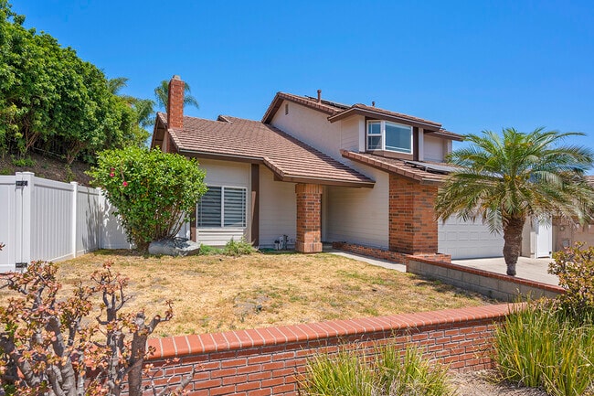 Building Photo - 10518 Pine Grove St