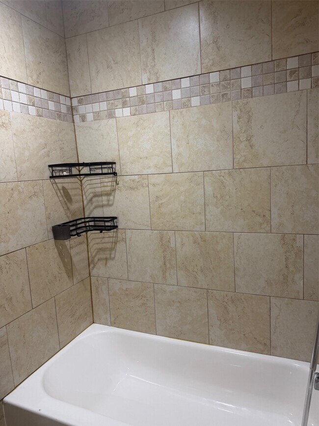 Building Photo - 6957 Chasewood Dr