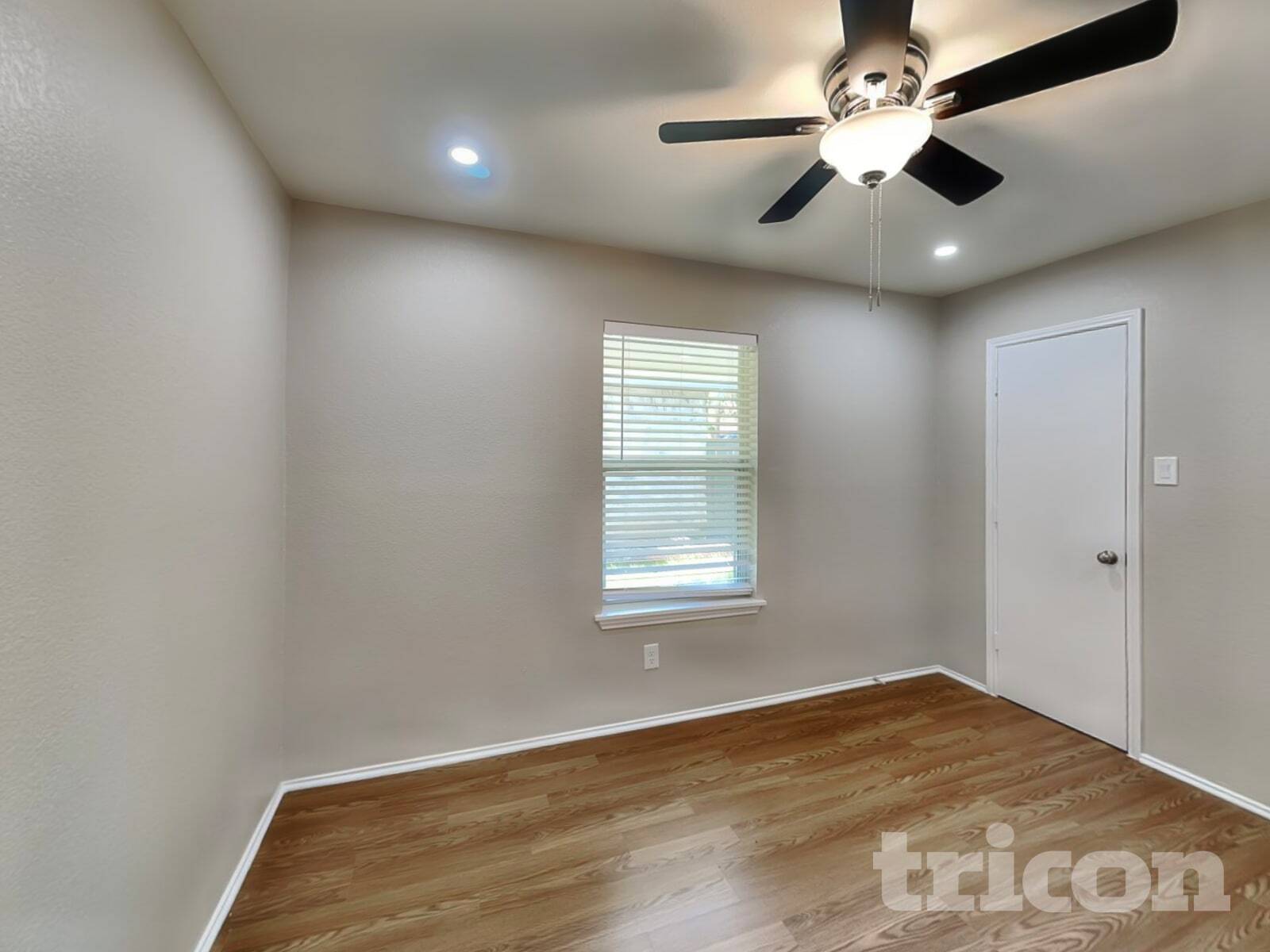 Building Photo - 1109 Glen Creek Dr