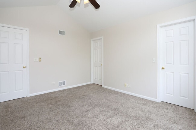 Building Photo - 599 Telluride Dr