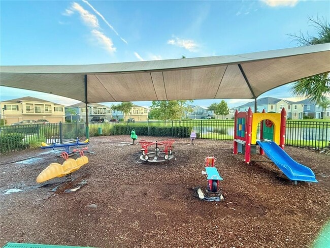 Building Photo - 6568 S Goldenrod Rd