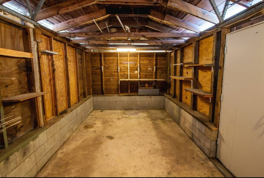 Building Photo - 1735 Grayson Dr