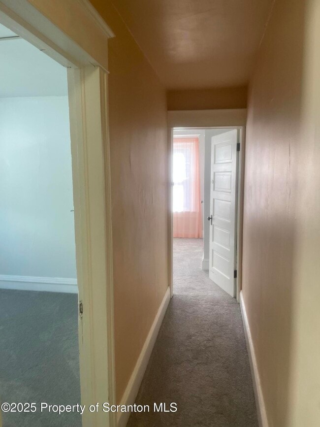 Building Photo - 2303 Boulevard Ave