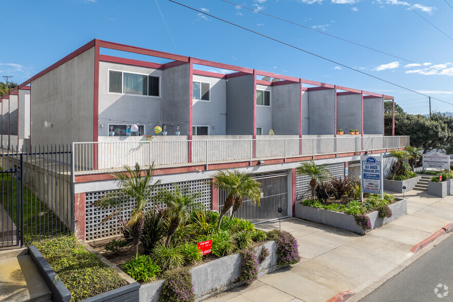 Primary Photo - Sea Breeze Townhome Apartments