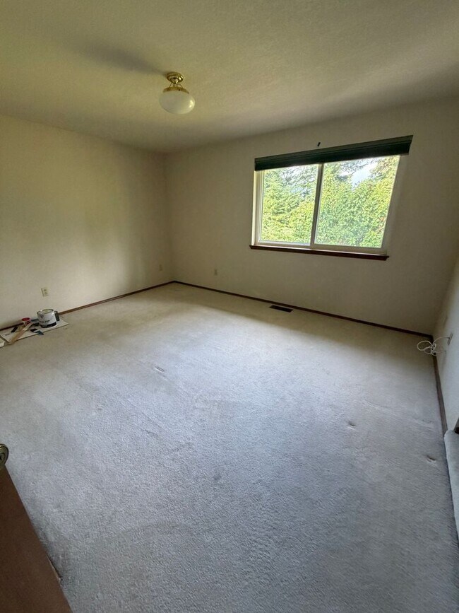 Building Photo - SFH on ridgetop blvd