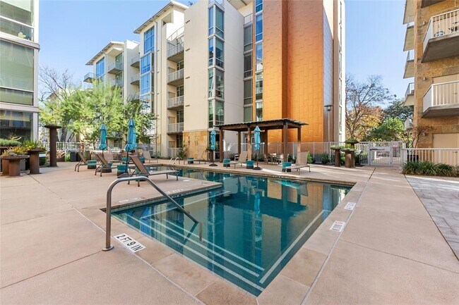 Building Photo - 1600 Barton Springs Rd