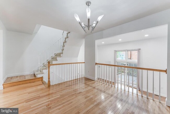 Building Photo - 2331 Harleyford Ct
