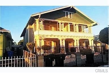 Balconies - 239 W 43rd St