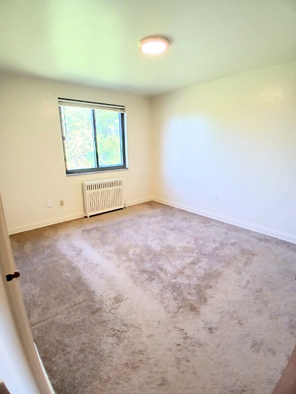 Building Photo - 472 Hoodridge Dr