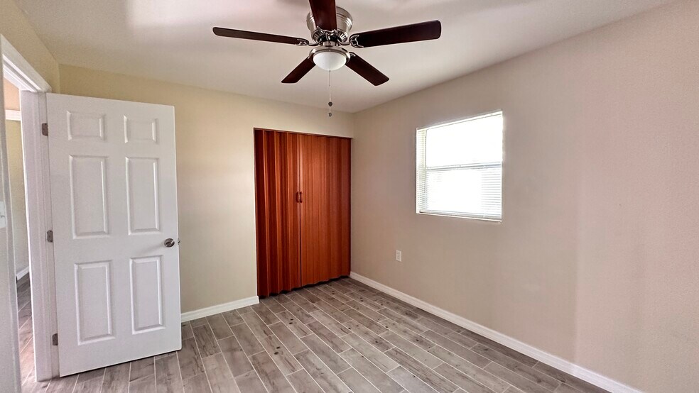 Building Photo - 3830 Highland Ave