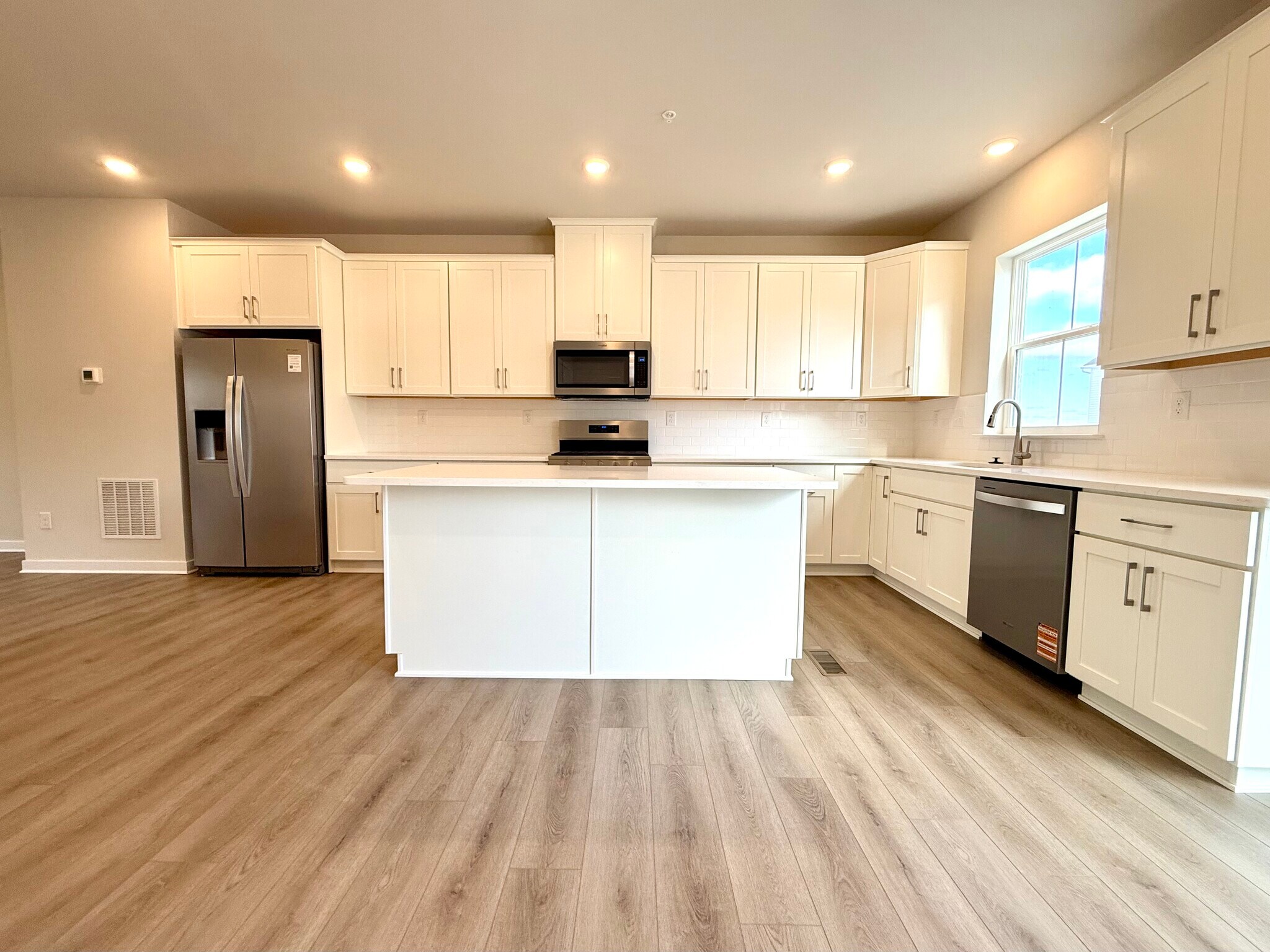 Building Photo - 1289 Fillmore St