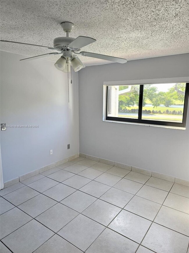 Building Photo - 6201 SW 138th Ct