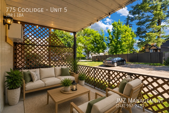 Building Photo - 775 Coolidge-Unit 5