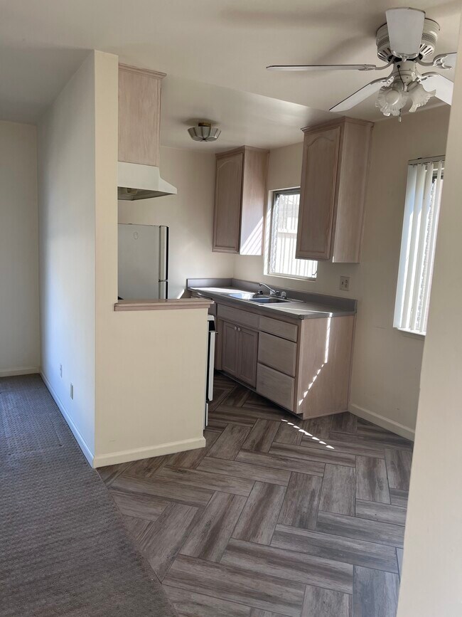 Kitchen/Dinning Room - 3751 Midvale Ave