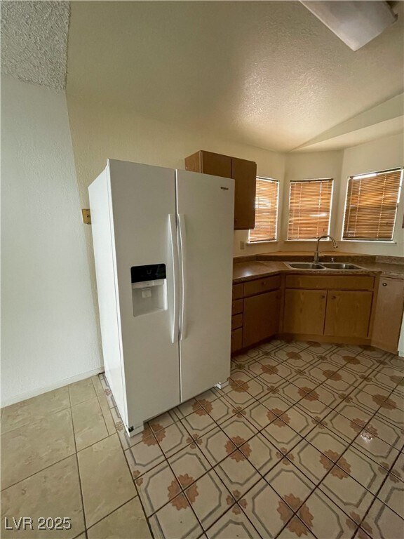Building Photo - 7440 Lattimore Dr