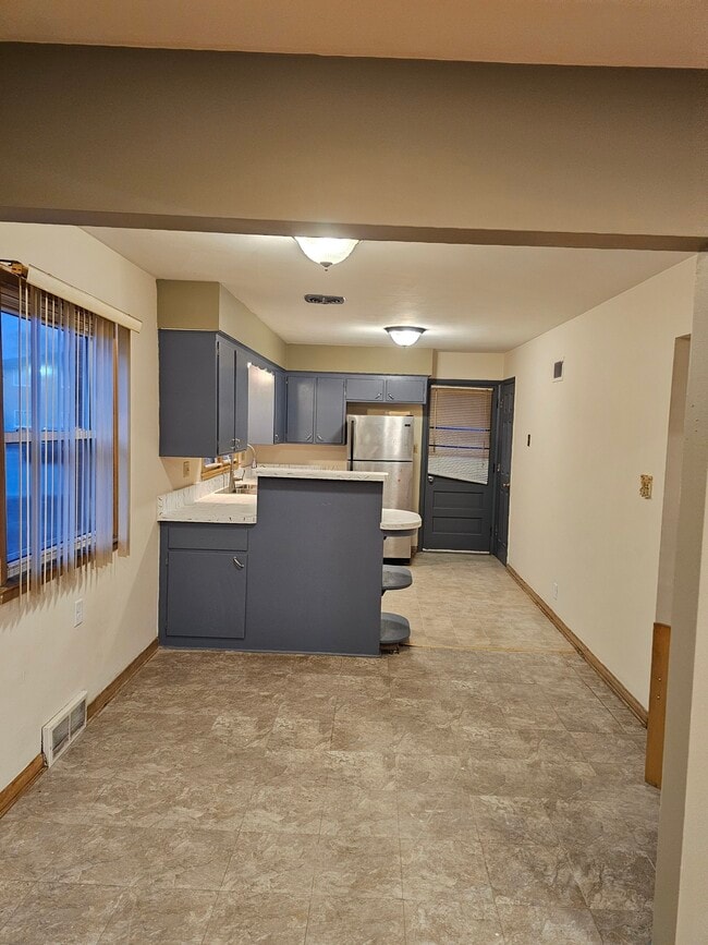 Building Photo - 5852 N 32nd St