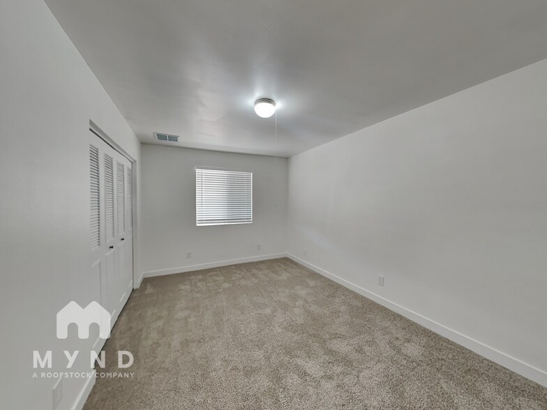 Building Photo - 3601 W Villa Rita Dr