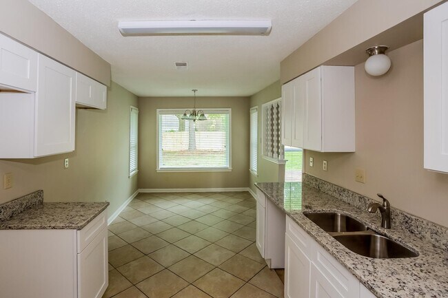 Building Photo - 4471 Laird Dr