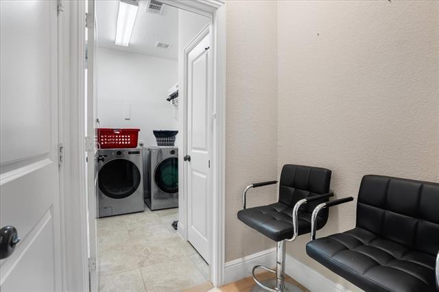 Building Photo - 5621 Fringetree Dr