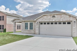 Building Photo - 233 N Willow Way